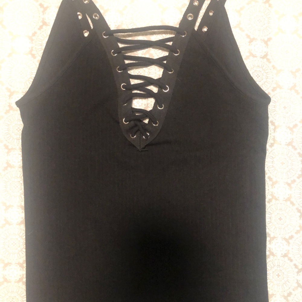 Tops - Picture 3 of 3